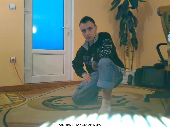 Posteaza aici poze cu tine ! - ErAs3r05D - Poze BAIETI